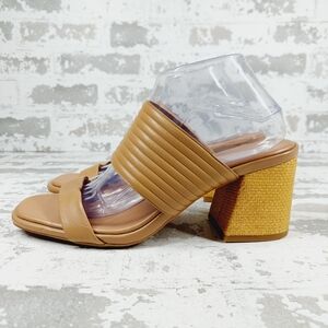 NEW Caslon Lamia Tan Beige Leather Strap Block Heel Slides Sandals K770